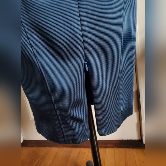 Zac Pozen teal body-hugging dress with structure, front bow, back zips sz XS - Picture 4 of 14